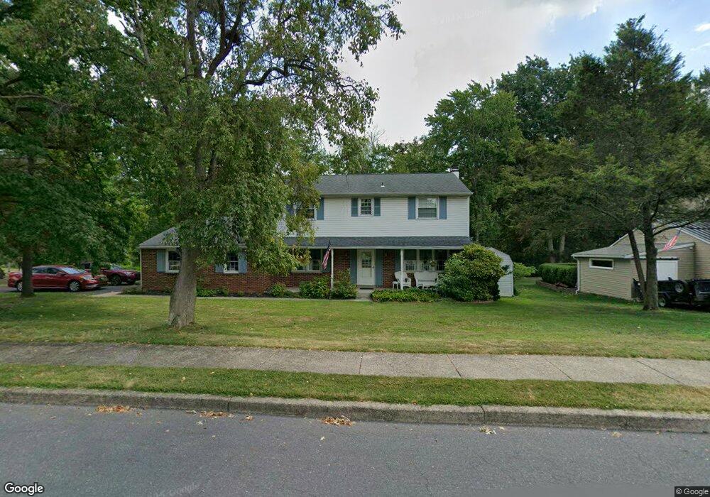 577 Valley Brook Dr, Lansdale, PA 19446 - photo 1