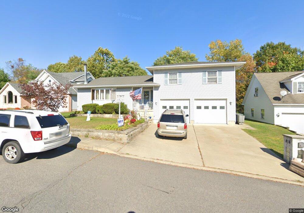 816 Laurel Creek Dr, Scranton, PA 18519 - photo 1