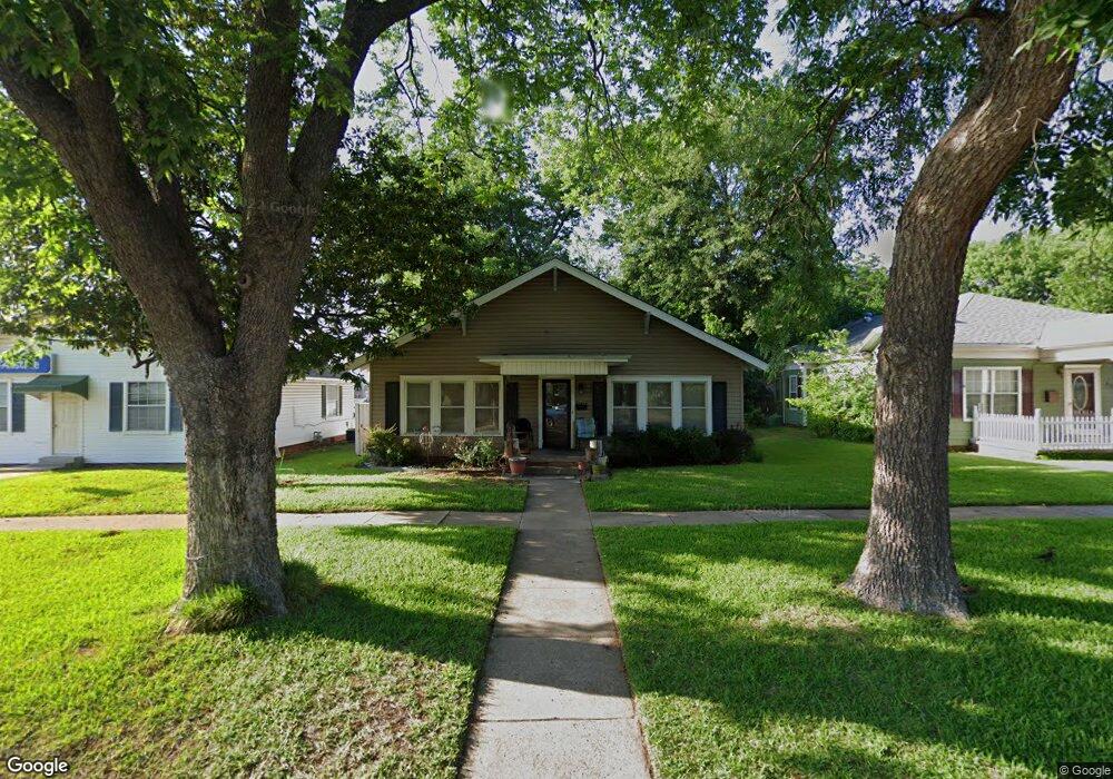 1037 McLish St, Ardmore, OK 73401 - photo 1
