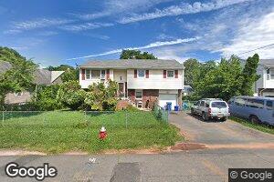 181 Alcorne St, Somerset, NJ 08873