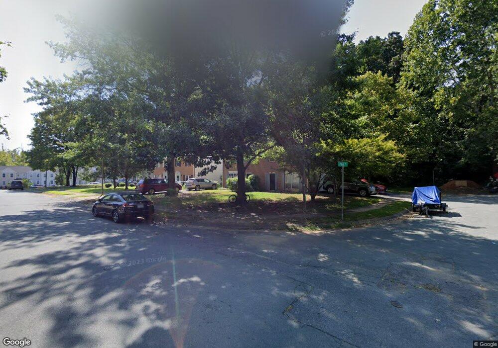 125 Longwood Dr unit B, Charlottesville, VA 22903 - photo 1