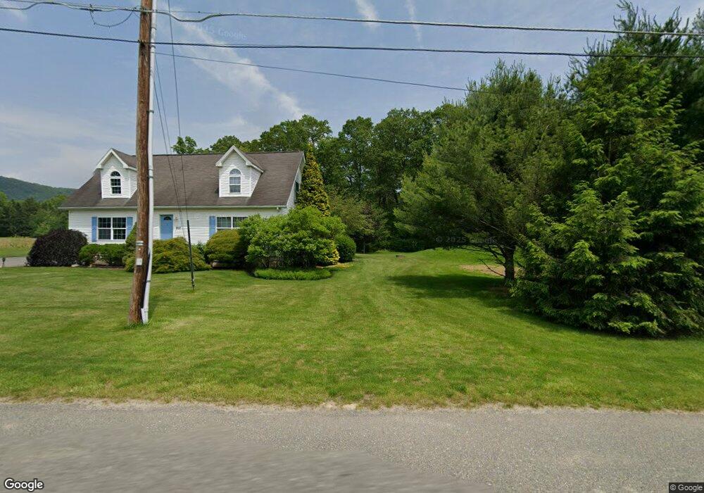 9041 Ashfield Rd, Slatington, PA 18080 - photo 1