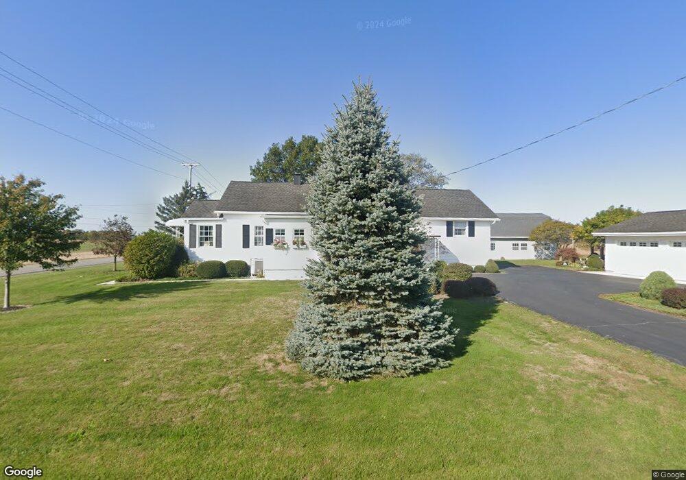 19021 Hauss Rd, Wapakoneta, OH 45895 - photo 1