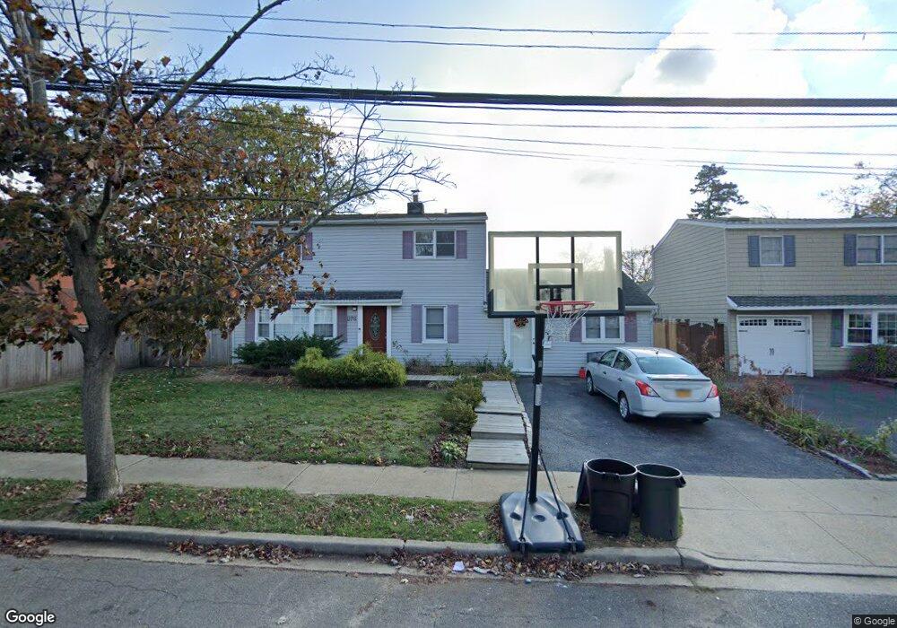 276 Dennis St, Oceanside, NY 11572 - photo 1