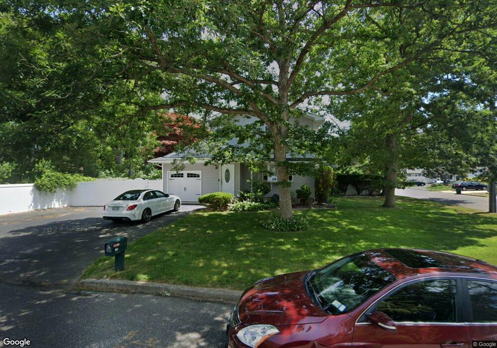 31 Albermarle Ave, Holtsville, NY 11742 - photo 1