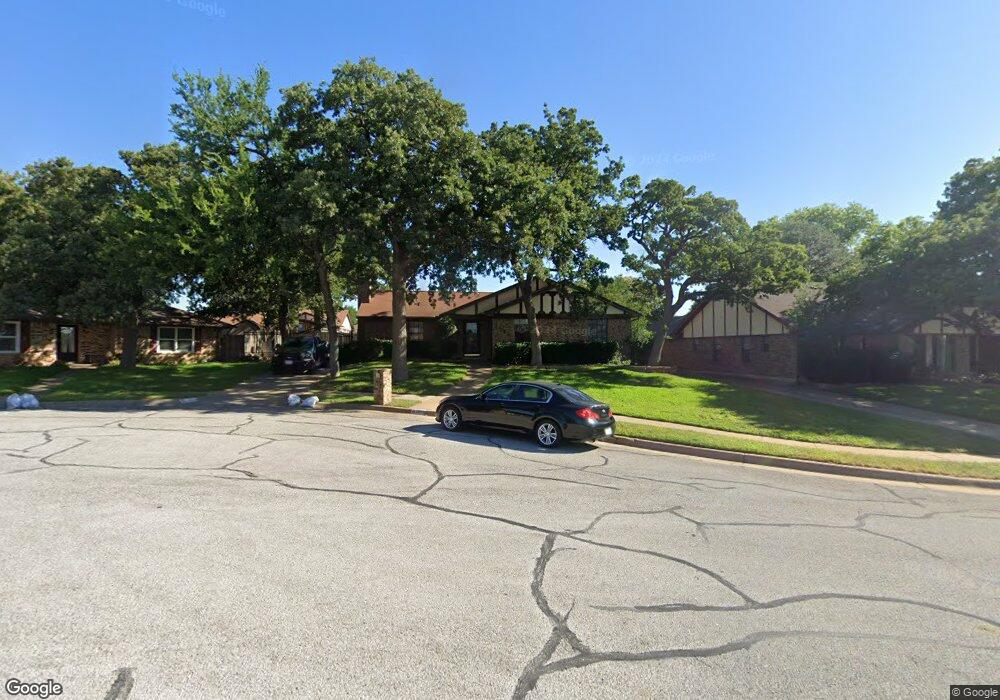 2529 Glenoaks Ct, Bedford, TX 76021 - photo 1