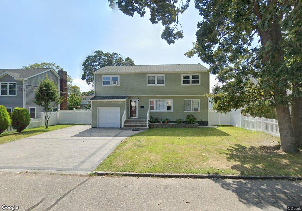 253 48th St, Lindenhurst, NY 11757 - photo 1