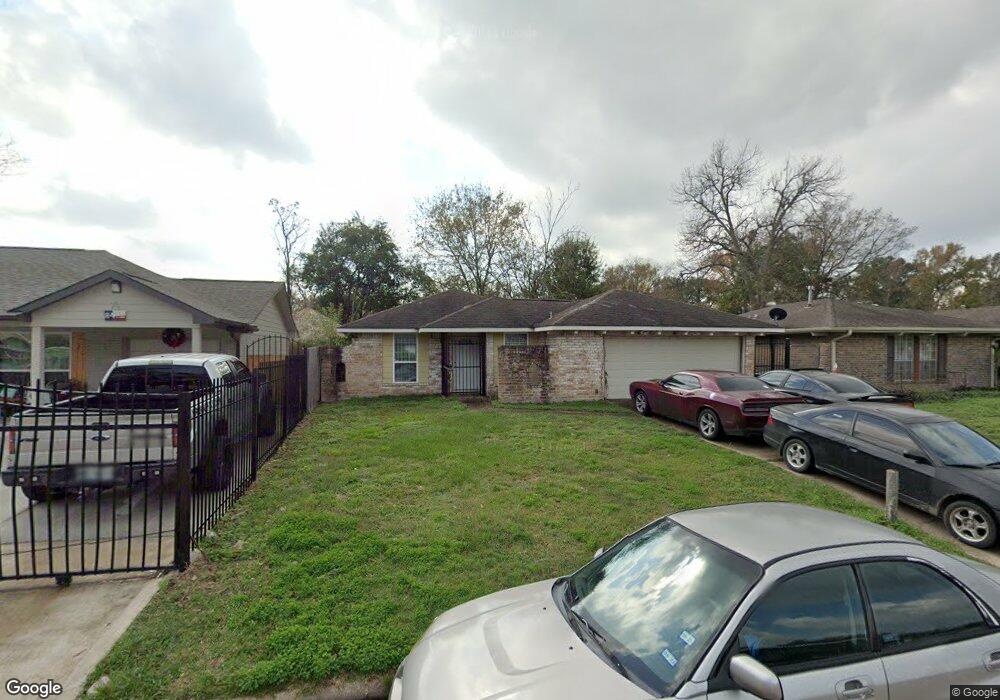 1351 Tarberry Rd, Houston, TX 77088 - photo 1