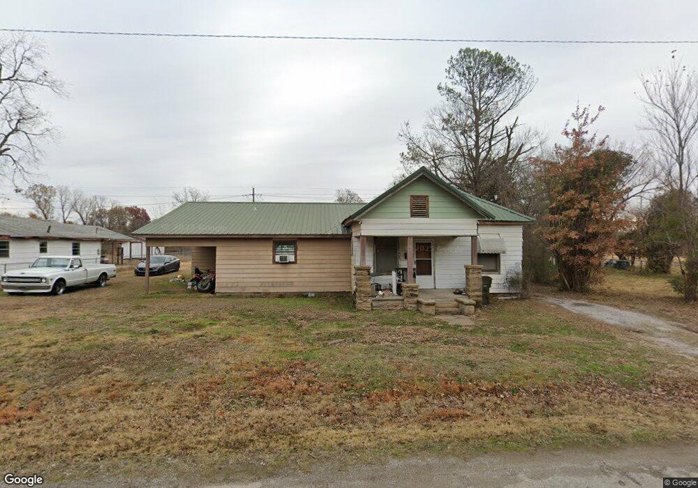 905 N Porter Ave, Okmulgee, OK 74447 - photo 1