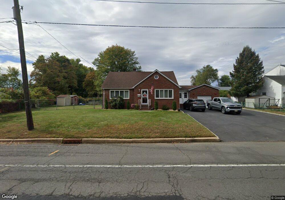 236 Main St, South Bound Brook, NJ 08880 - photo 1