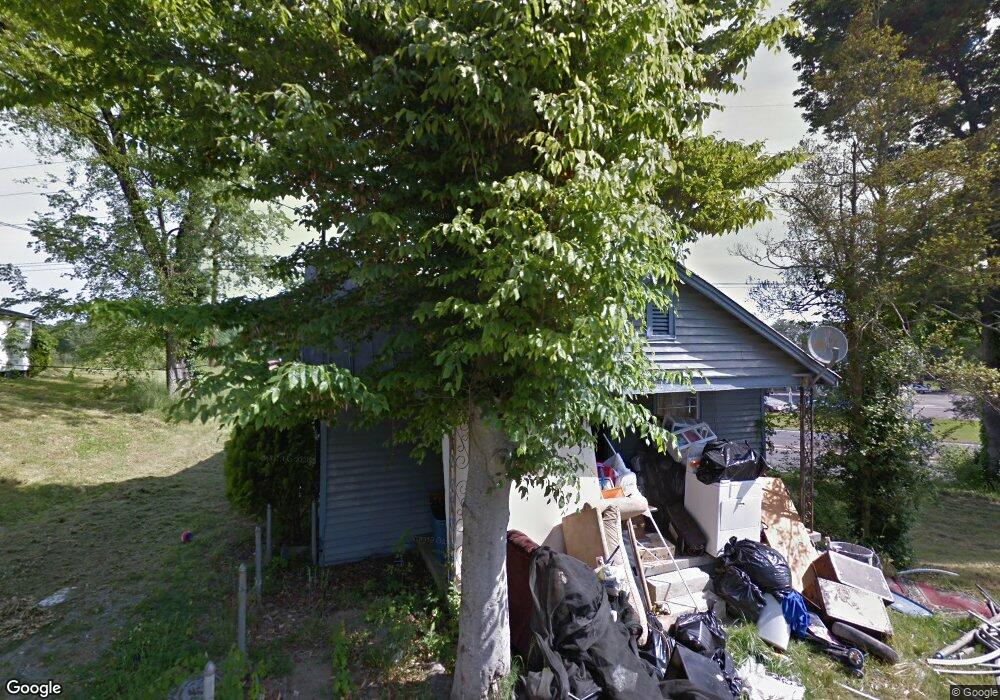 8242 Circle Dr, Knoxville, TN 37920 - photo 1