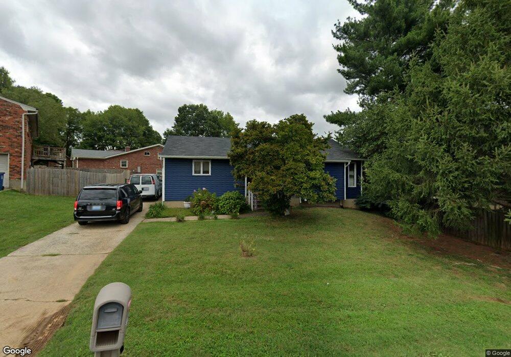 6811 Creedmoor Ct, Louisville, KY 40228 - photo 1