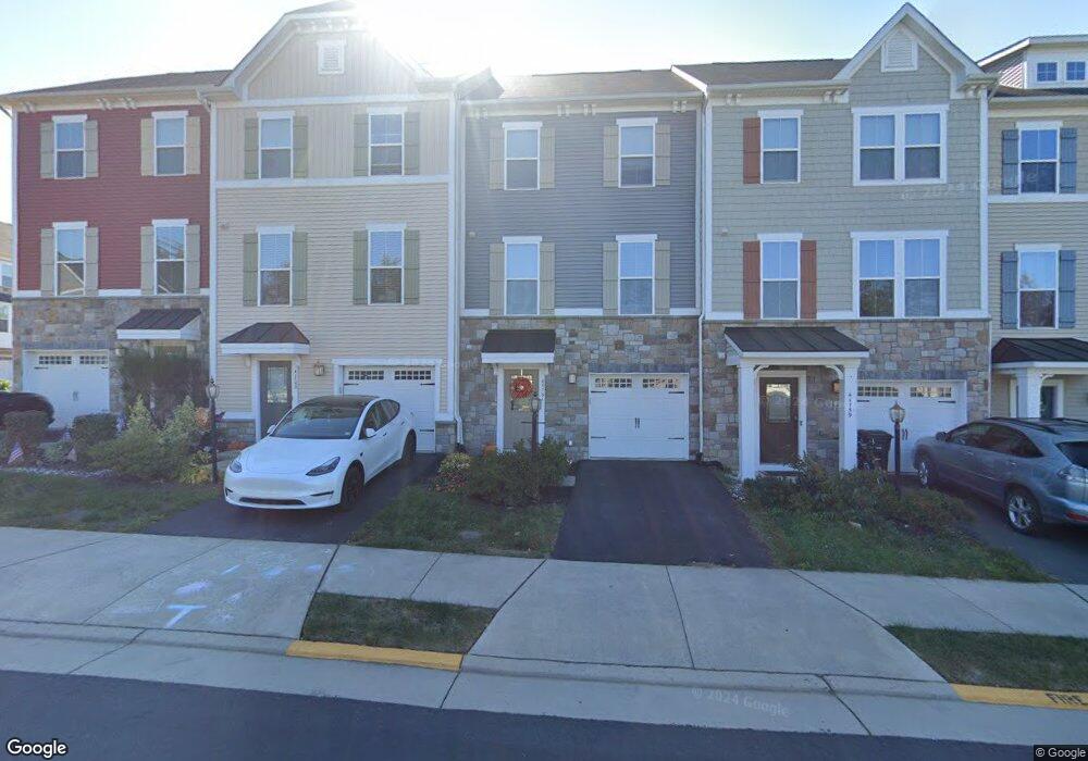 24917 Coats Square, Aldie, VA 20105 - photo 1