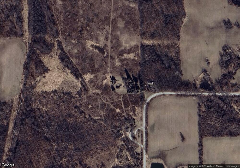 8620 N Rollin Hwy, Addison, MI 49220 - photo 1