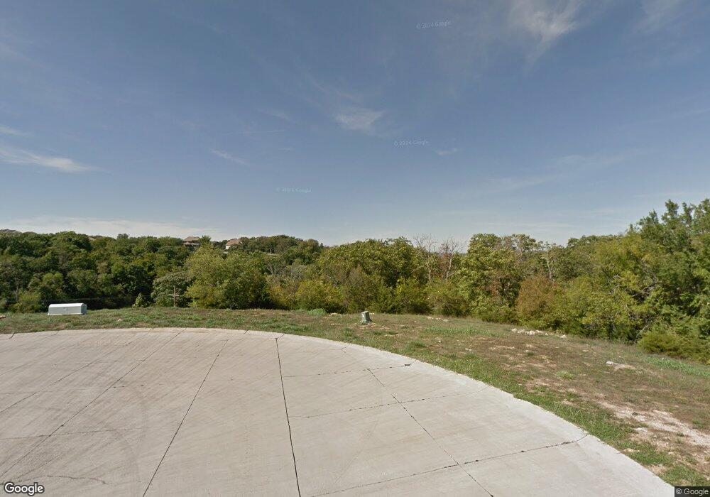 9301 Pinnacle St, Lenexa, KS 66220 - photo 1