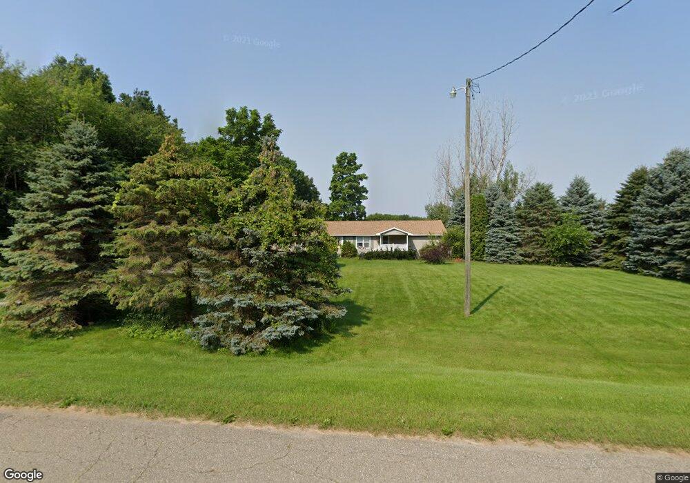 8132 Lewis Rd, Birch Run, MI 48415 - photo 1