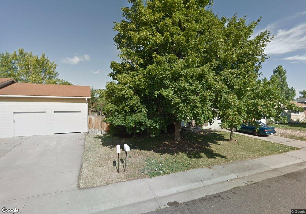 855 Memphis St, Aurora, CO 80011 - photo 1