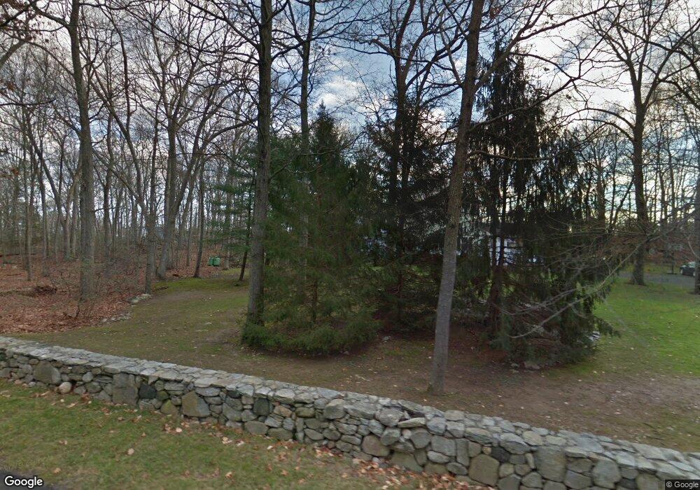 4 Laurel Ridge Ln, Weston, CT 06883 - photo 1