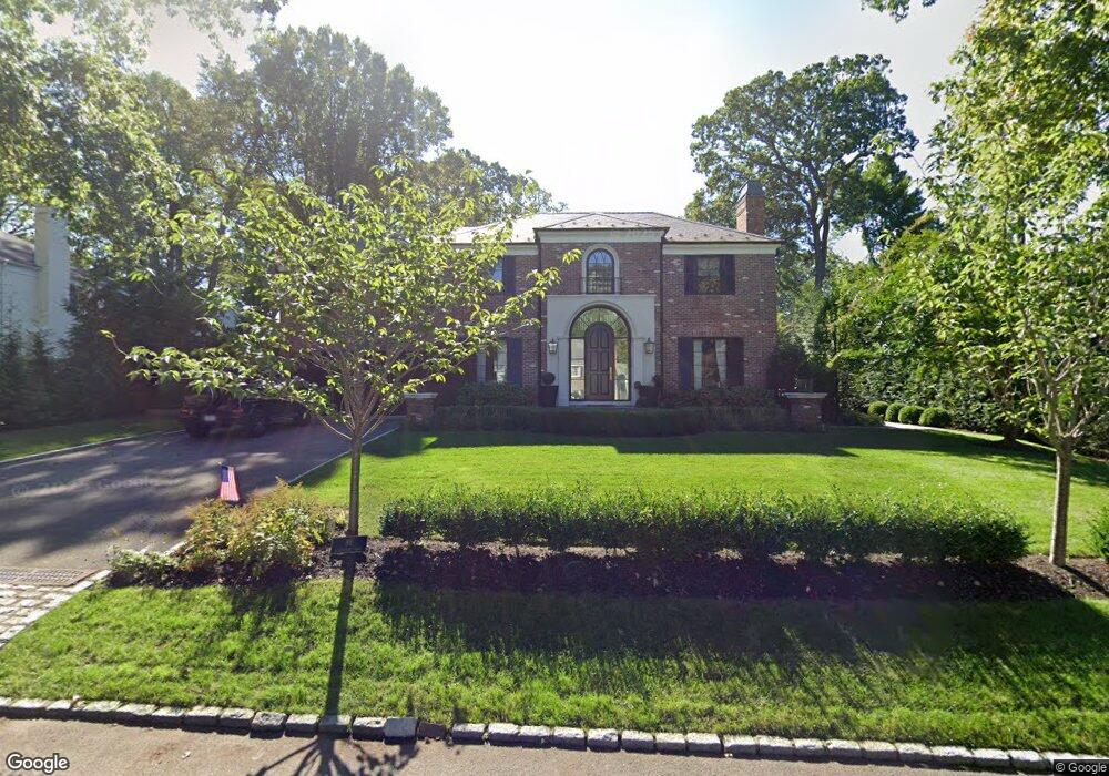 86 Dartmouth Rd, Manhasset, NY 11030 - photo 1