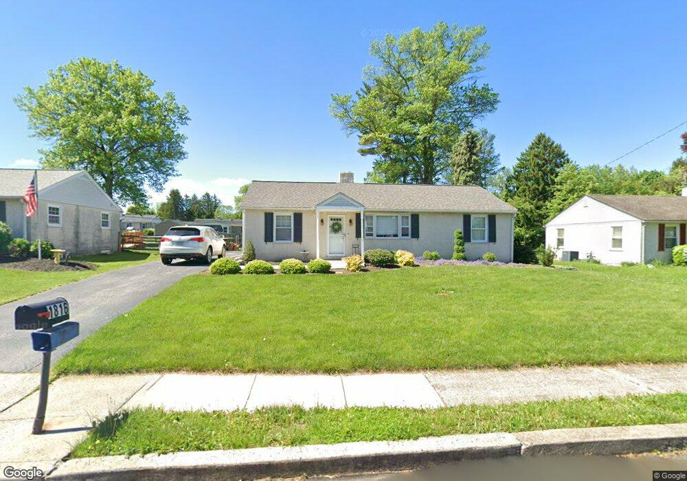 1816 Carson Dr, Norristown, PA 19403 - photo 1