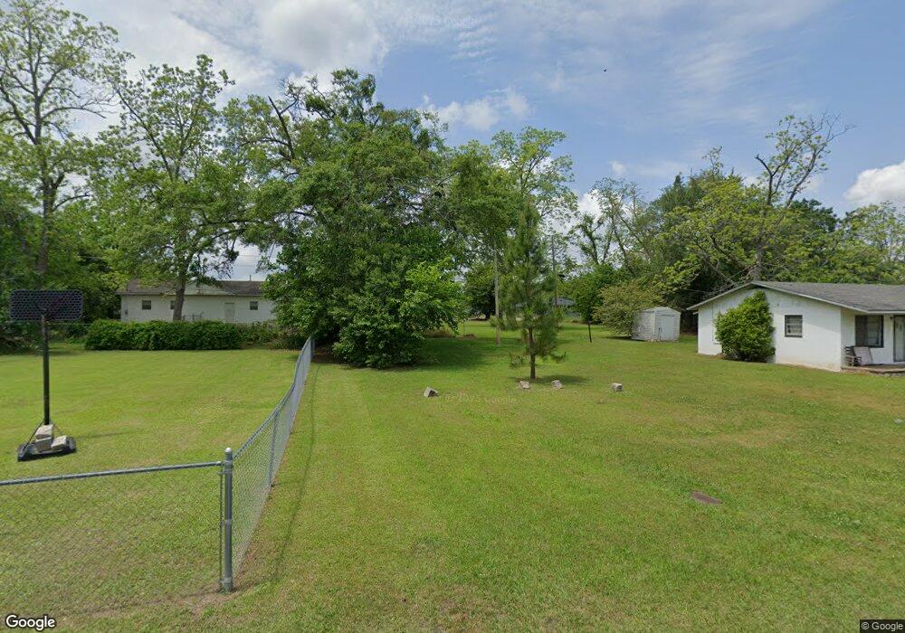 105 Douglas St, Fitzgerald, GA 31750 - photo 1