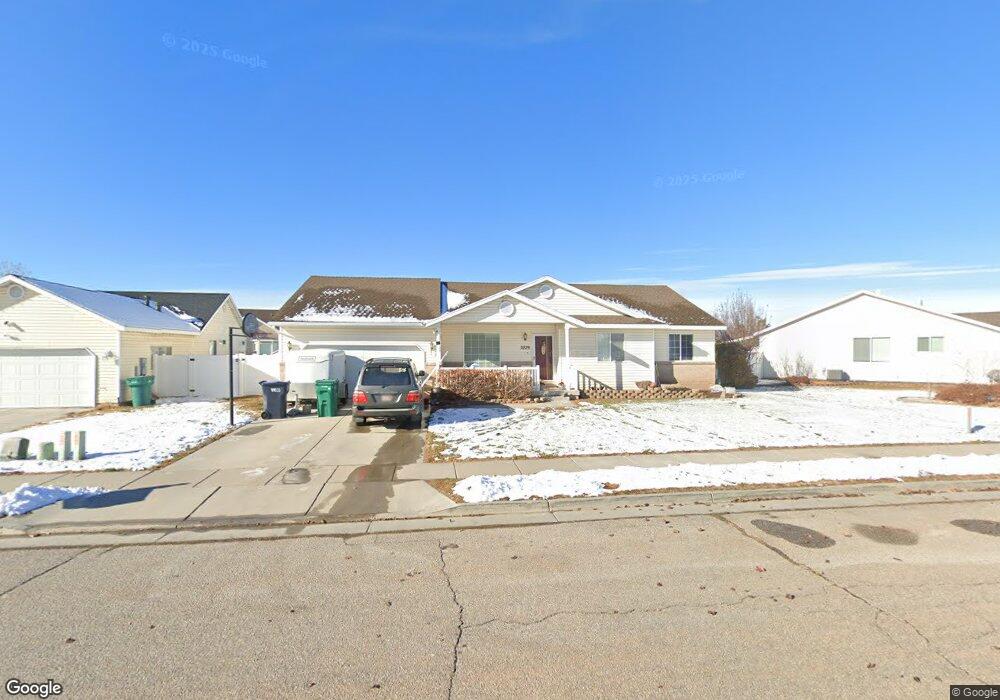 5229 S 4000 W unit 28, Roy, UT 84067 - photo 1