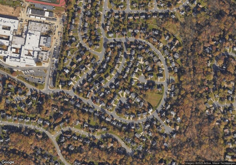 1513 Meadow Chase Dr, Herndon, VA 20170 - photo 1