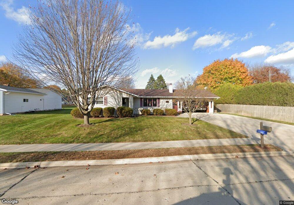 2928 40th St, Two Rivers, WI 54241 - photo 1