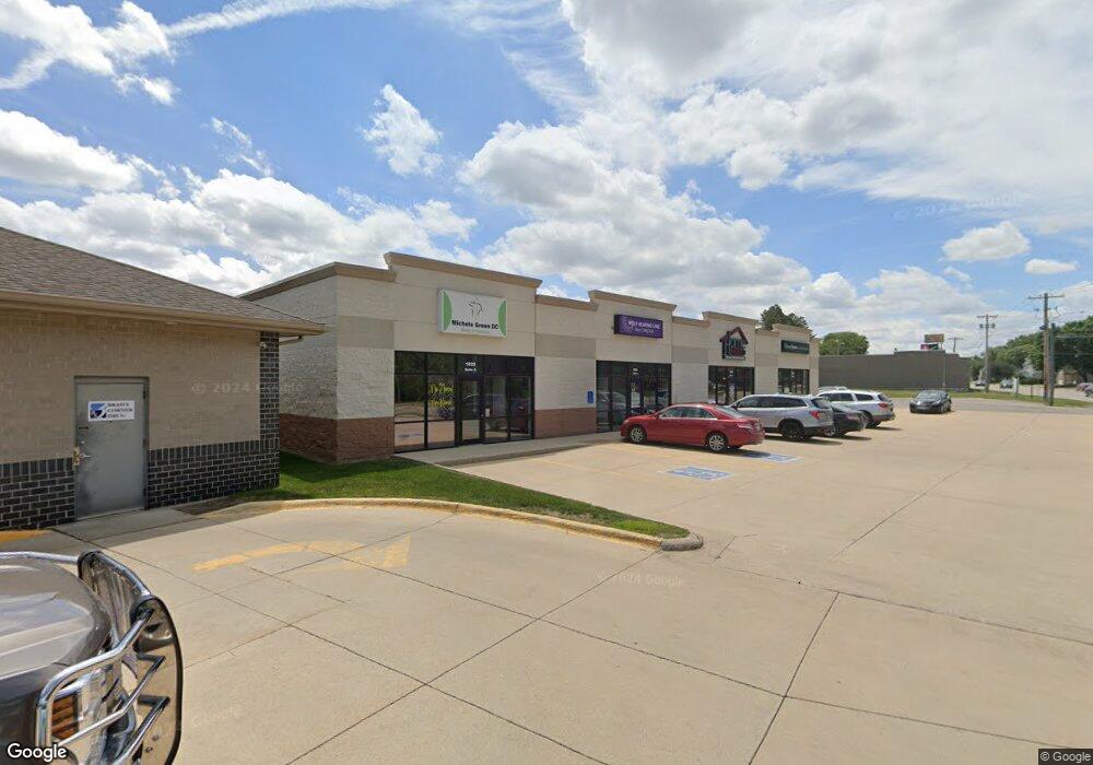 1820 Main St unit C, Cedar Falls, IA 50613 - photo 1