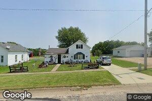 709 Main St, Delmar, IA 52037