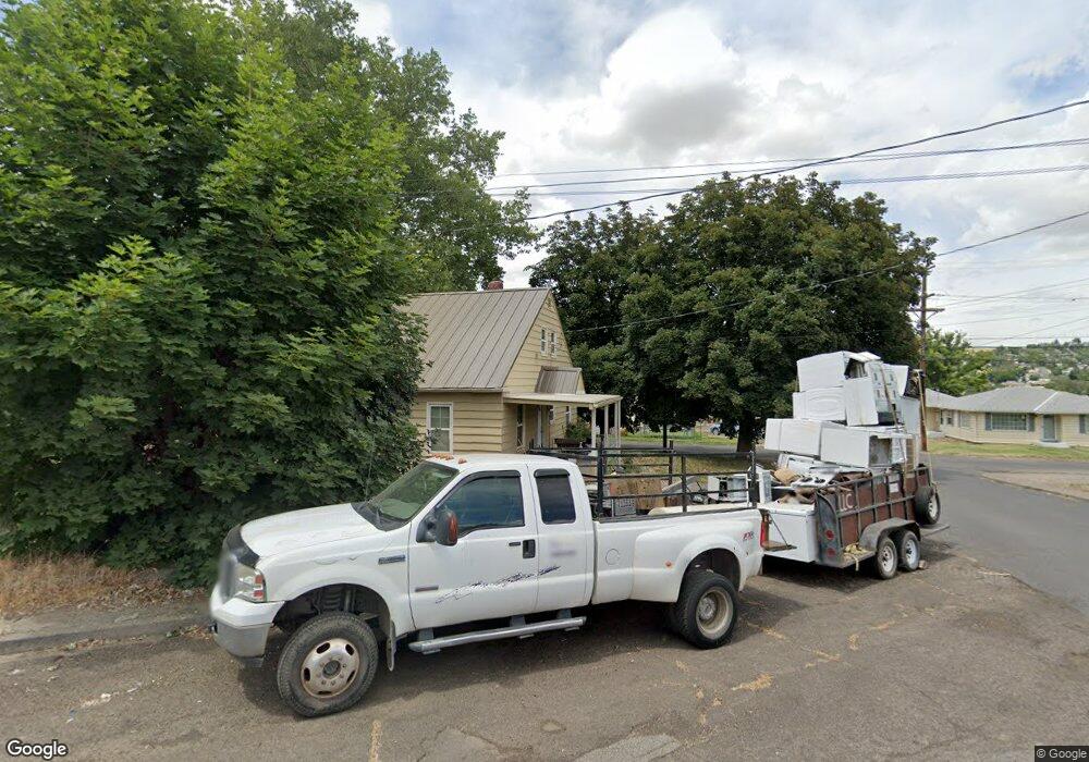 521 SW 9th St, Pendleton, OR 97801 - photo 1