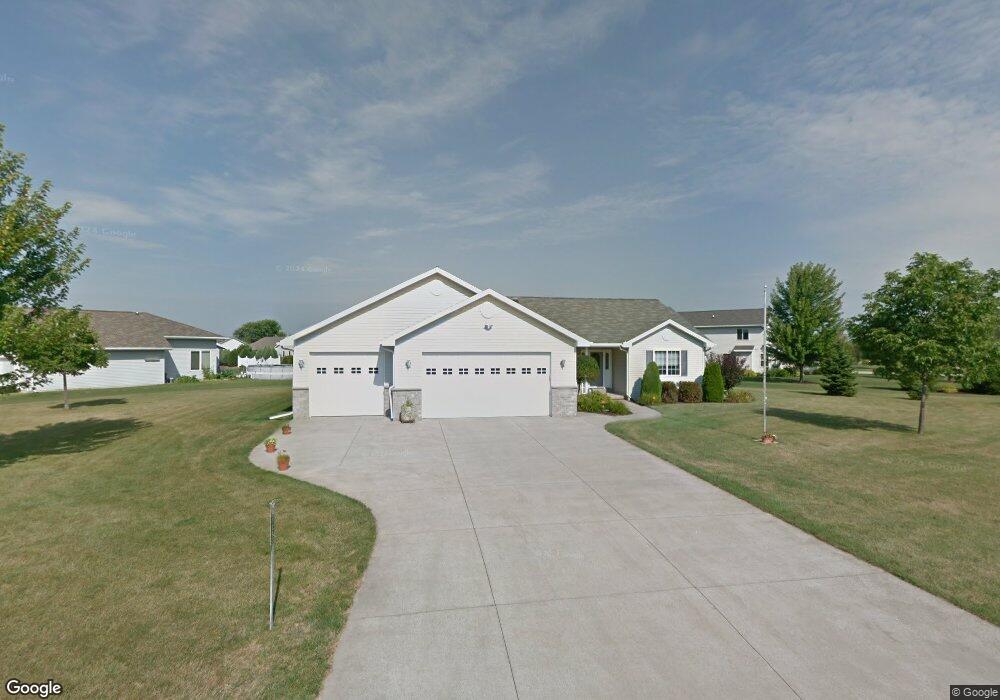 N9123 Noe Rd, Appleton, WI 54915 - photo 1