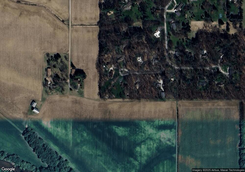 7410 W Greenleaf Ct, Frankenmuth, MI 48734 - photo 1