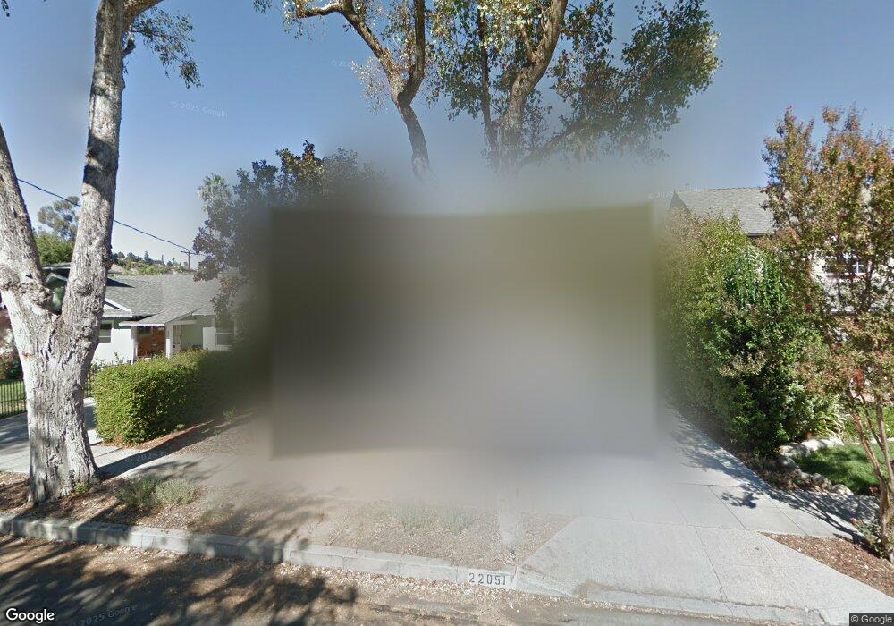 22051 Viscanio Rd, Woodland Hills, CA 91364 - photo 1