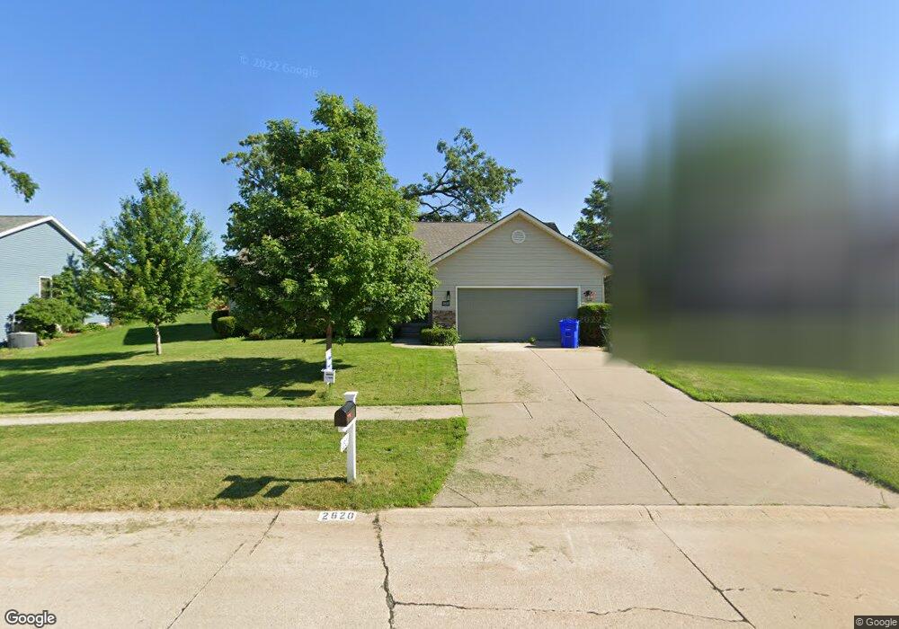 2620 Lancelot Ln NW, Cedar Rapids, IA 52405 - photo 1