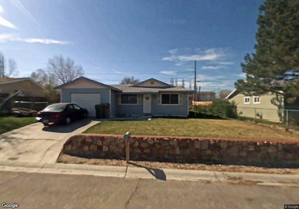 220 Circle Dr, Winnemucca, NV 89445 - photo 1