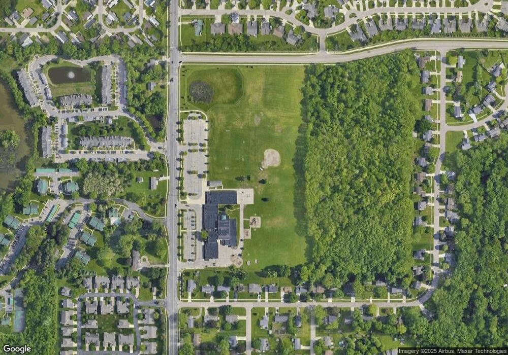 305 S Canal Rd, Lansing, MI 48917 - photo 1