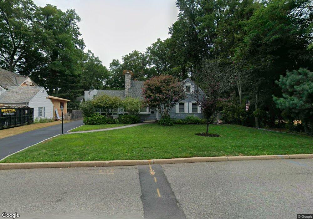 39 Ivy Ln, Tenafly, NJ 07670 - photo 1