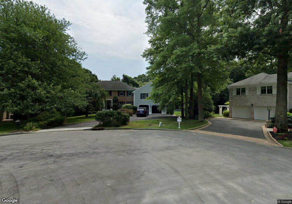 9 Frederick Ct, Harrison, NY 10528 - photo 1