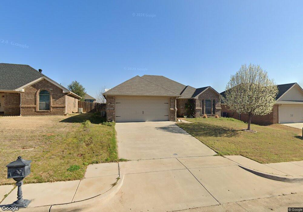 1237 Newcastle Dr, Weatherford, TX 76086 - photo 1