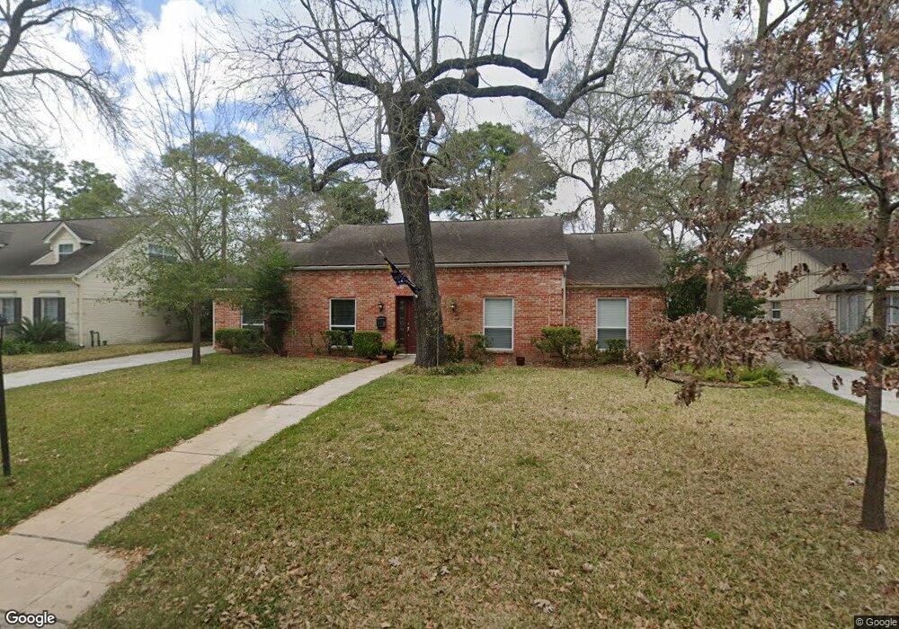 13710 Kingsride Ln, Houston, TX 77079 - photo 1
