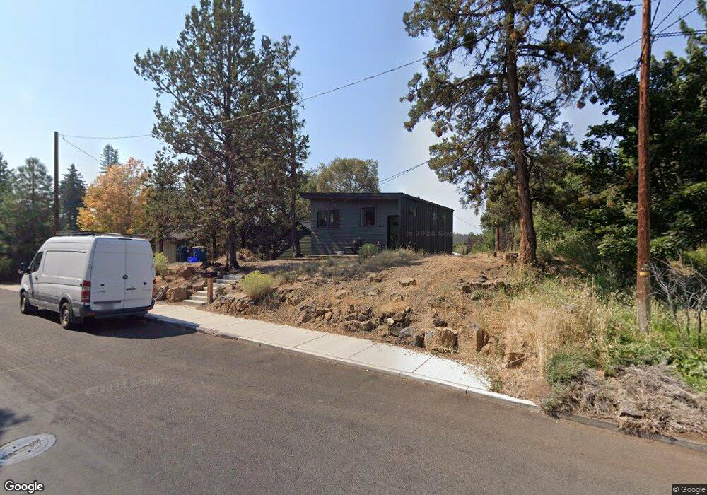 546 NE Marshall Ave, Bend, OR 97701 - photo 1