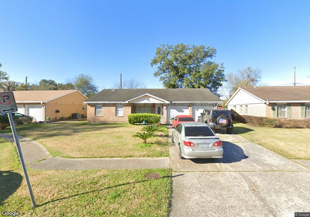 6034 Winterhaven Dr, Houston, TX 77087 - photo 1