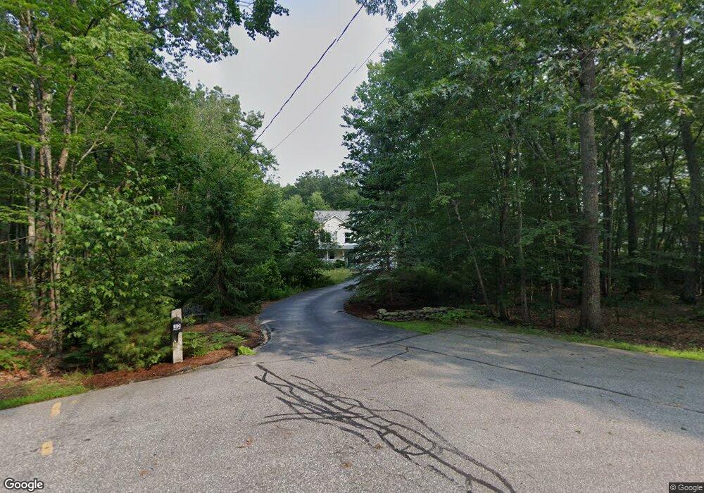 32 Carriage Ln, Hooksett, NH 03106 - photo 1