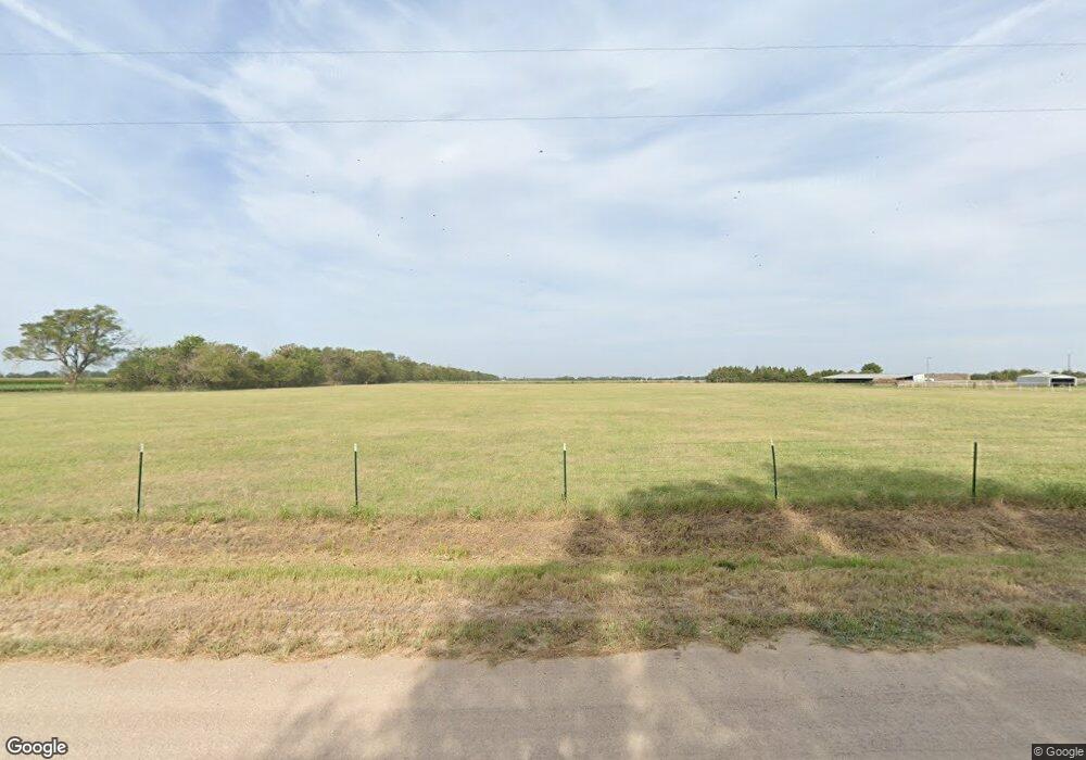 9449 N Maize Rd, Valley Center, KS 67147 - photo 1