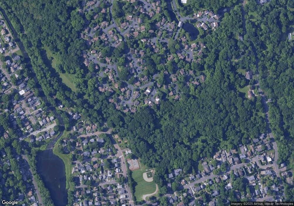 527 W Lyon Farm Dr, Greenwich, CT 06831 - photo 1