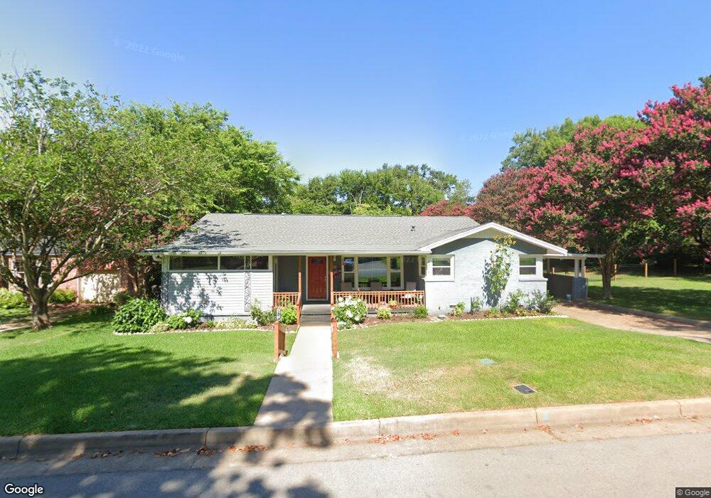 1919 Belmont Dr, Tyler, TX 75701 - photo 1