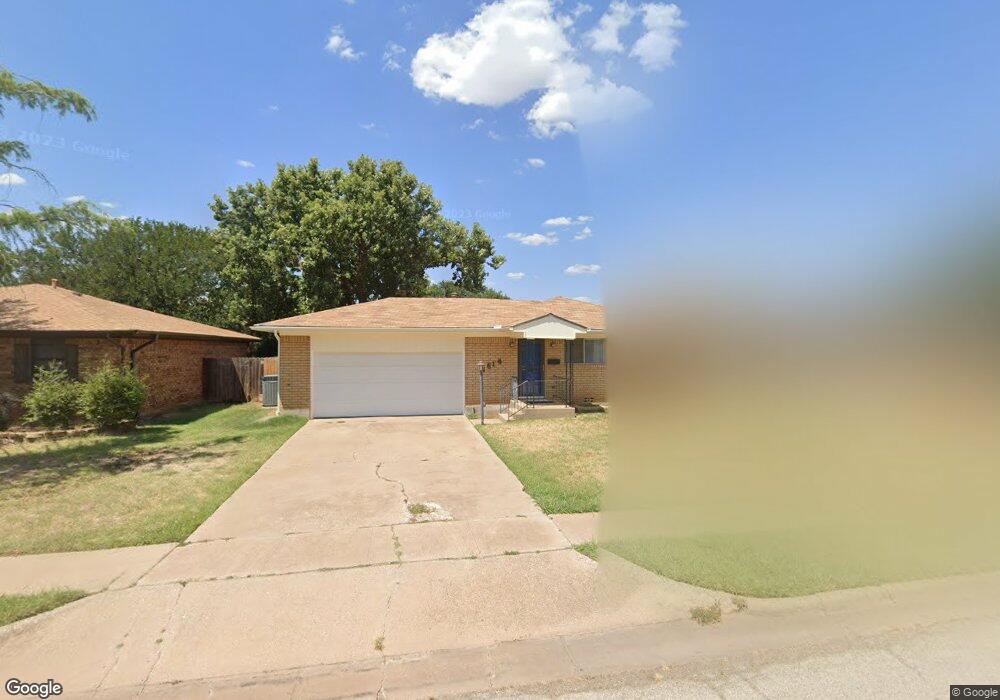 1614 Aldrich Ave, Wichita Falls, TX 76302 - photo 1