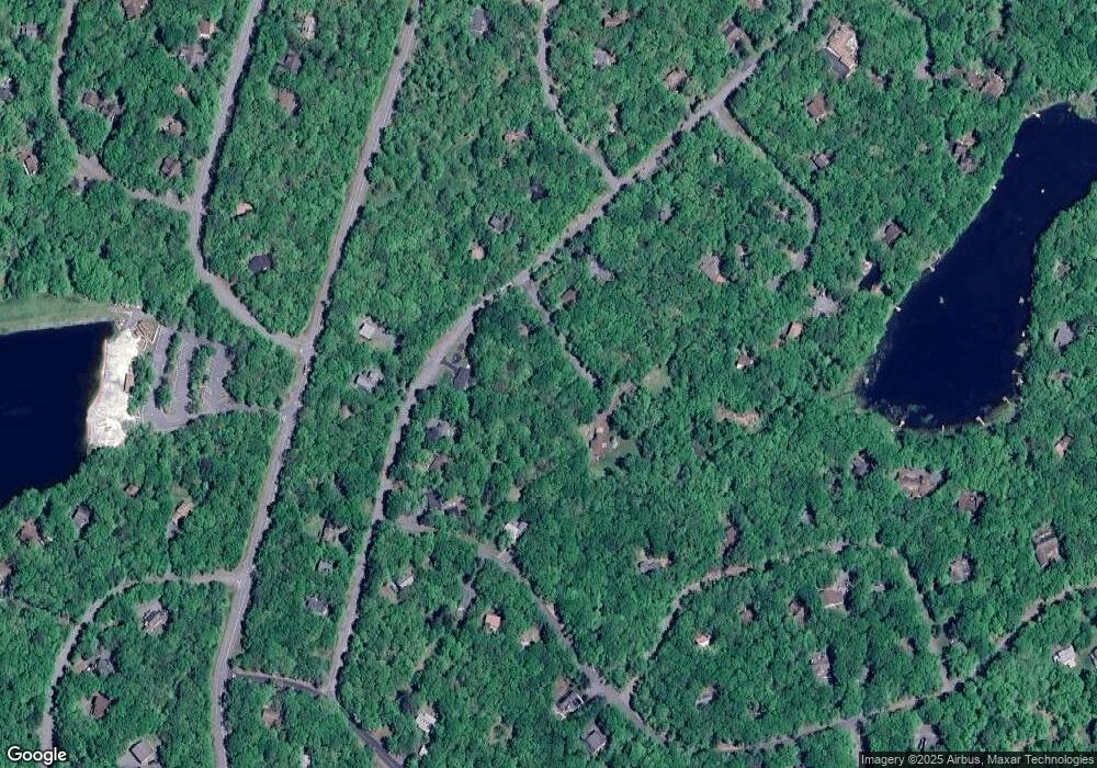 807 Boulder Ct S, Hawley, PA 18428 - photo 1