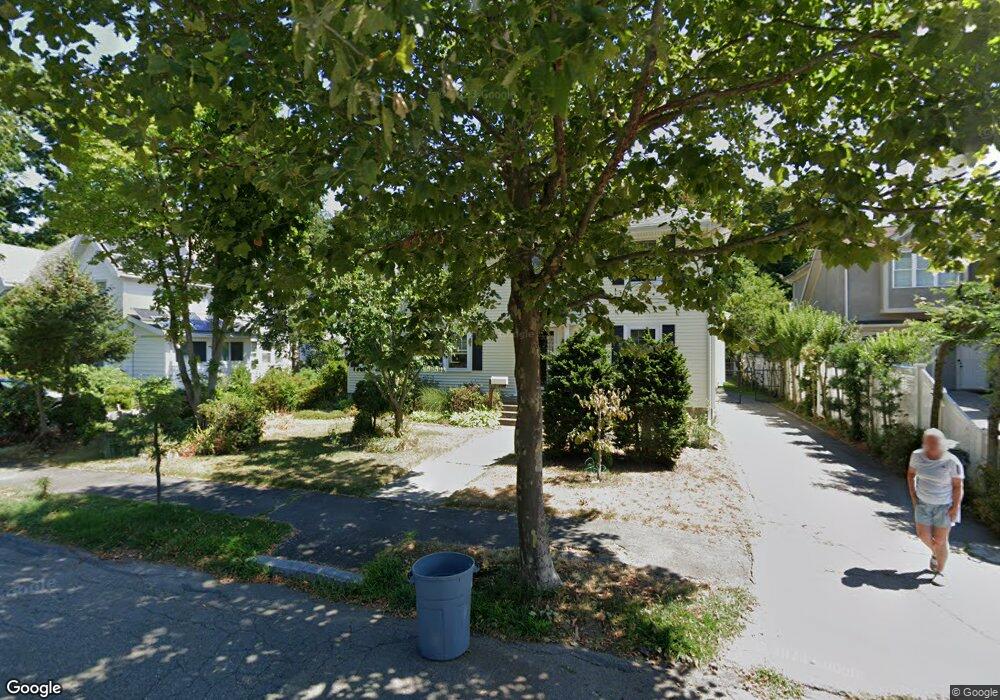 32 Bemis St, Newtonville, MA 02460 - photo 1